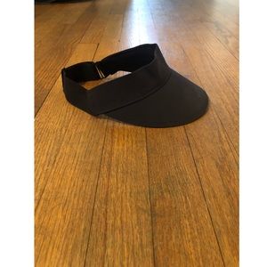 Black LULULEMON visor